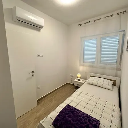 Apartmani Mare Апартаменты Сплит