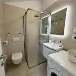 Apartament Mare *