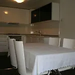 Mare Apartament *